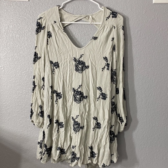 Free People Emma Austin Tunic Floral Embroidered Dress - Picture 2 of 13
